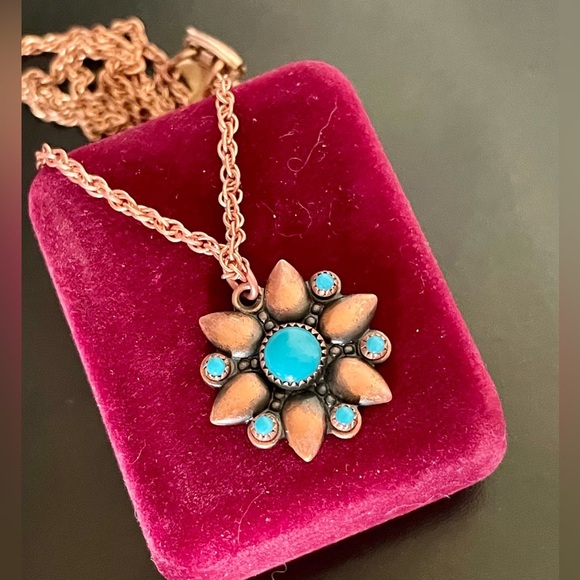 Vintage Copper and Turquoise Pendant Necklace - Picture 4 of 10